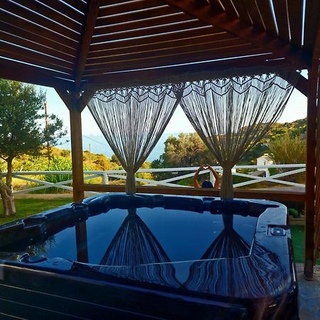 Kerame Paradise Villa Ágios Kírykos Exteriör bild